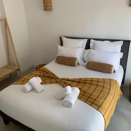 Oda ve Kahvaltı D'hotes Casarena 2*